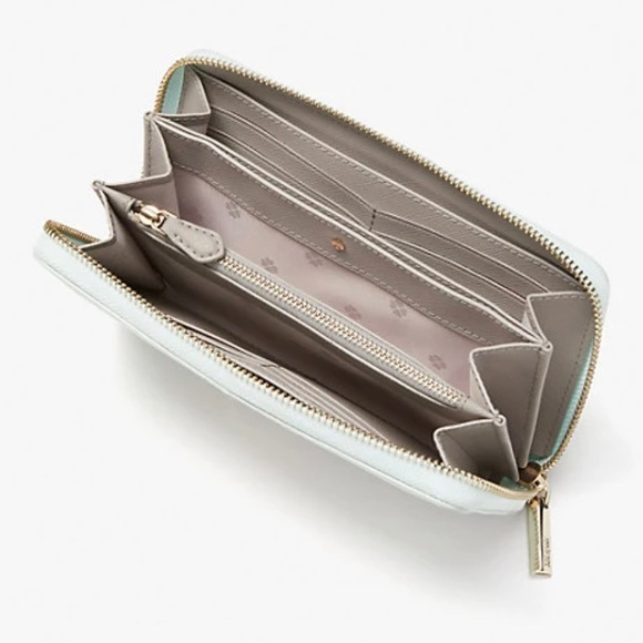 Authentic Kate spade Rock Center print large zip around wallet - Picture 9 of 11